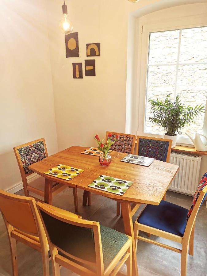 Apartament Retro Paczkow Esterno foto